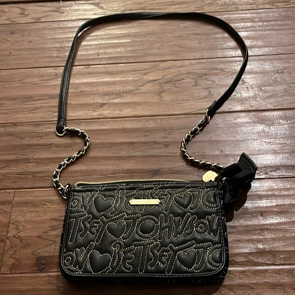 Betsey Johnson Black and Gold Small Purse - Picture 1 of 9